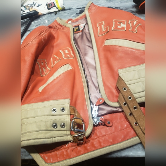 Woman leather Harvey Davidson jacket - Picture 2 of 5